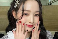 张元英最新爆料图片高清,时尚魅力尽显，青春活力四溢